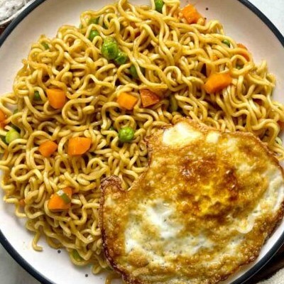 Noodles and Fried Egg